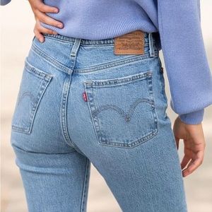 Levi's Premium Wedgie Straight 28